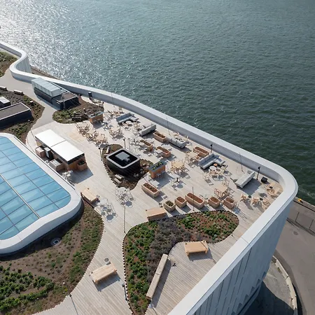 Solo Sokos Pier 4 4* هلسنكي