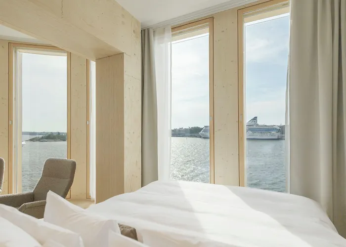 Solo Sokos Pier 4 4* Helsinki